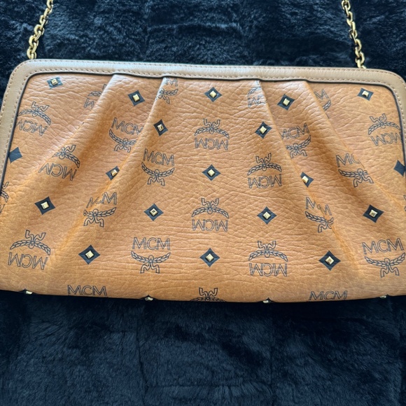 MCM Vintage N6218 crossbody wallet purse - Picture 2 of 5